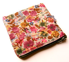 Flowery Pouch