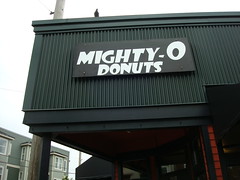 Mighty-O Donuts, Seattle