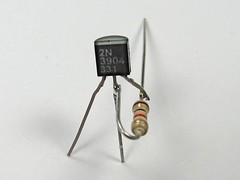 1 k resistor