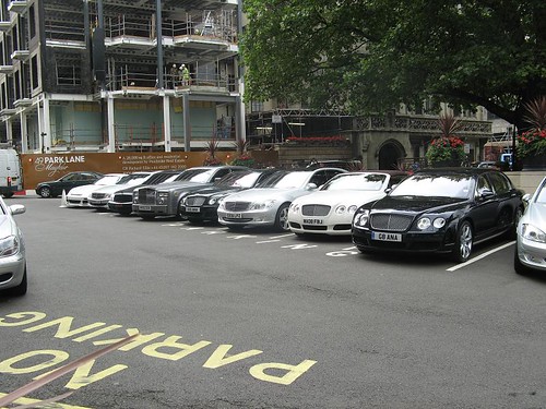 3 Bentley's, 4 Mercedes', 1 Rolls Royce, 1 RRR Maybach, 1 Porsche. Explored. This is the ideal sporting family car.