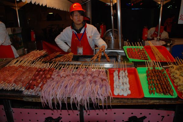 Pekin - Night Market [600]