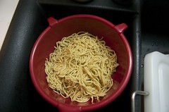 Dried-up noodles
