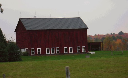Red Barn - The farm in color