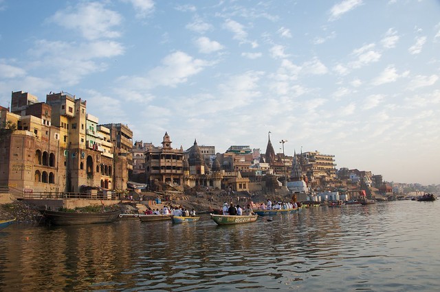 Morgunbátsferð á Ganges í Varanasi