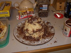 Dalek cake - Sculpted cake mess