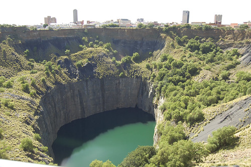 the biggest man made hole in the world