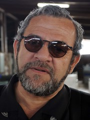 Héctor Napolitano, cantautor guayaquileño