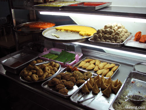 Ananda-Bahwan-food