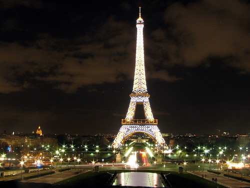 Eiffel lighting