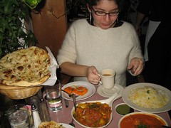 Jenna avec Indian Food