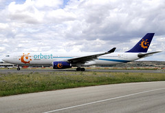Orbest A330-343X EC-JHP MAD 04/06/2011