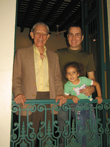 Juan Ortiz Jiménez, James Lynn y Luna Cristal en la Fundación Nacional para la Cultura Popular