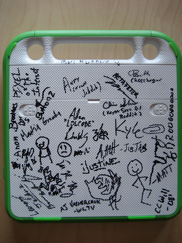 ROFLaptop (XO laptop signed by the geeks of ROFLCon 08)