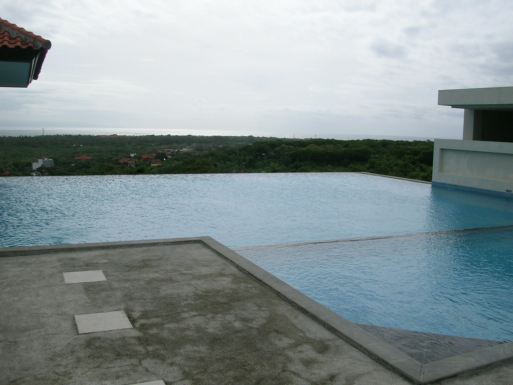 Sky Terrace pool