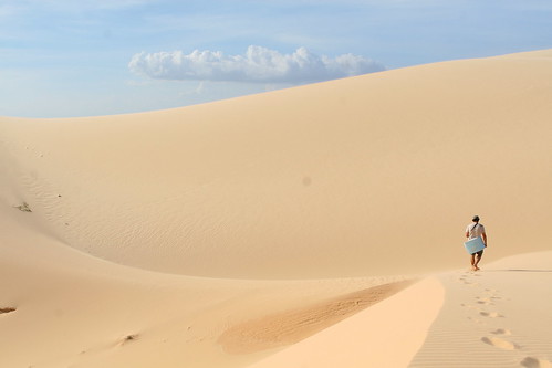 white dunes mui ne