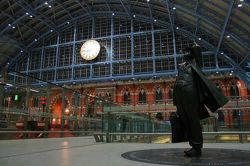 John Betjeman statue @ St.Pancras Station