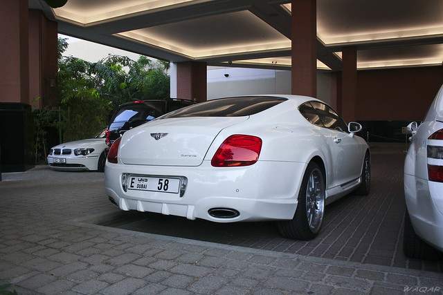 white mall dubai uae continental emirates moe gt canonefs1855mm bentley w12 bentleycontinentalgt grandtourer canoneos400d