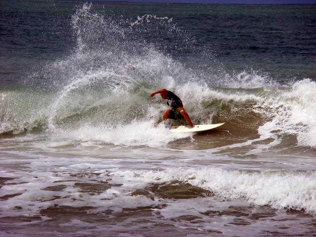 Davi Jesus - Fs layback tail slide - Sauípe (super surfe)