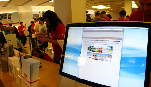 Advertising 14degrees website at the Apple Store in Tampa, Florida, USA