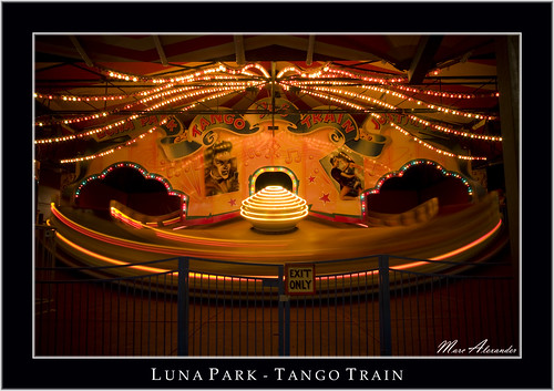 Luna Park - Tango Train