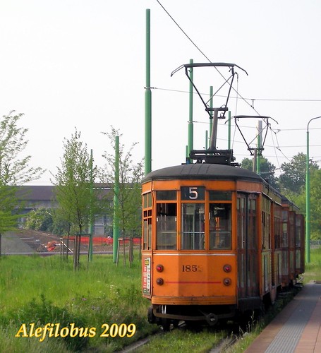 Milano: tram Ventotto n°1852 al Parco Nord - Tramway in Milan :-)