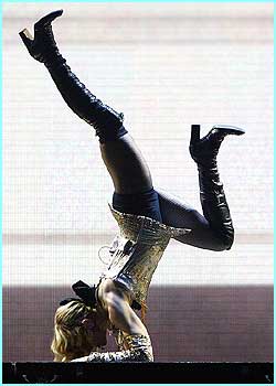 Madonna - Great Yoga Pose