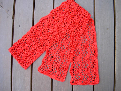 Red Crocus Scarf - finished