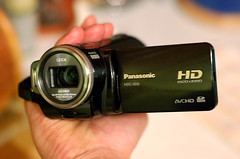 Panasonic HDC-SD5 three-quarter view