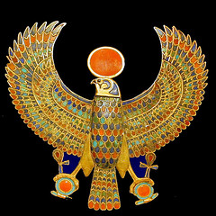 Bijou de la tombe de Toutânkhamon (musée du Caire / Egypte)