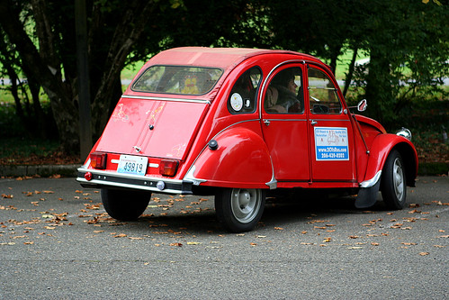 French Classic 2CV originally uploaded by Seattle Daily Photo
