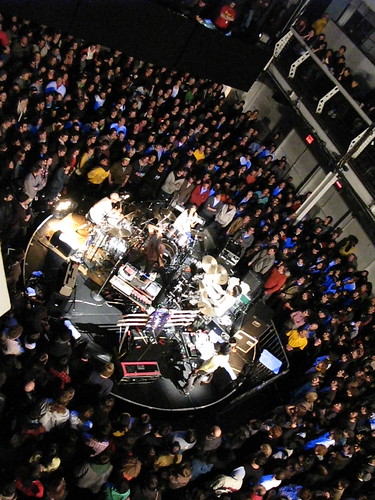 boredoms in the round at terminal 5