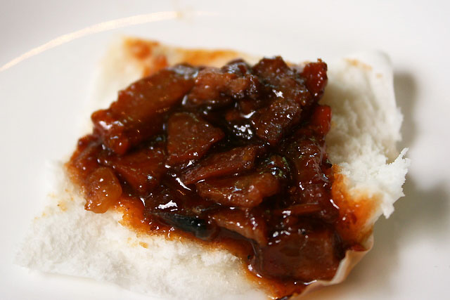 See the thinly sliced kurobuta pork char siew? They melt in your mouth!