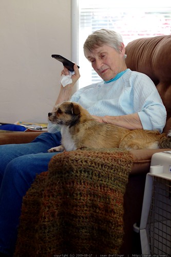 grandma joan with oscar - _MG_1198