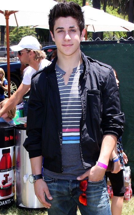 david-henrie-time-for-heroes (7)