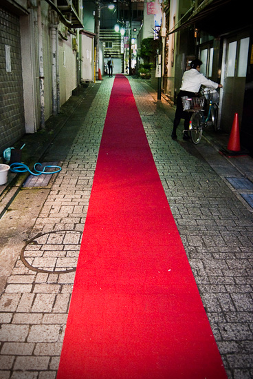 red carpet street_6079
