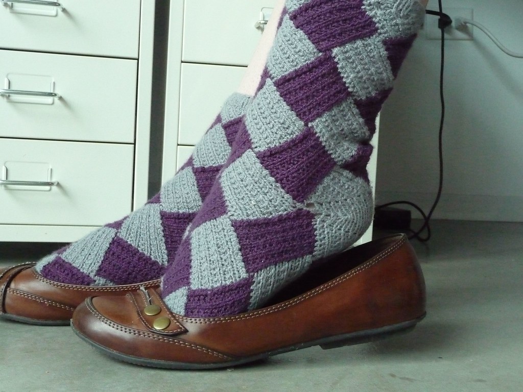 Entrelac Socks w/shoes