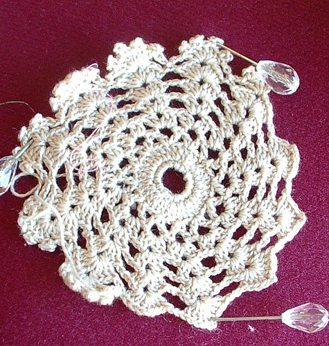 never finished doily (medalion)