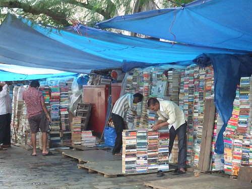 Mumbai Bookstore-bookstall2