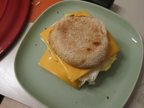 egg sandwich at home
