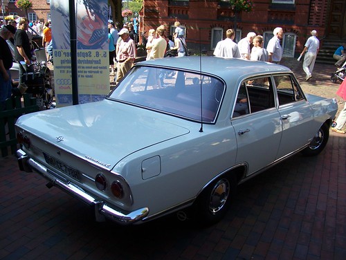Opel Rekord B 1900 L 196566 2