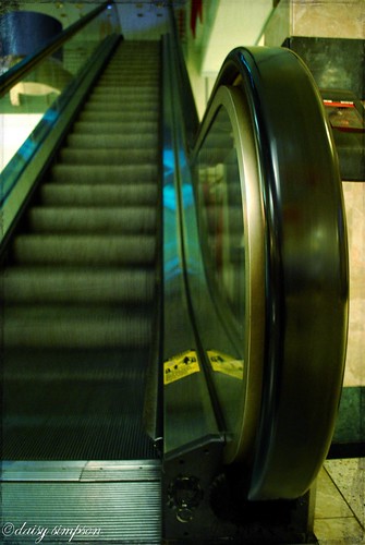 063 Escalator