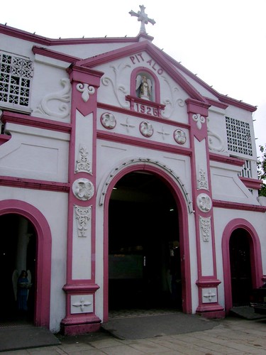 Then there is Pitalo, San Fernando’s San Vicente Ferrer church. Built in 1925, it’s more like a chapel because of its size, its painted peach it closely resembles the façade of San Francisco de Asis in Naga.