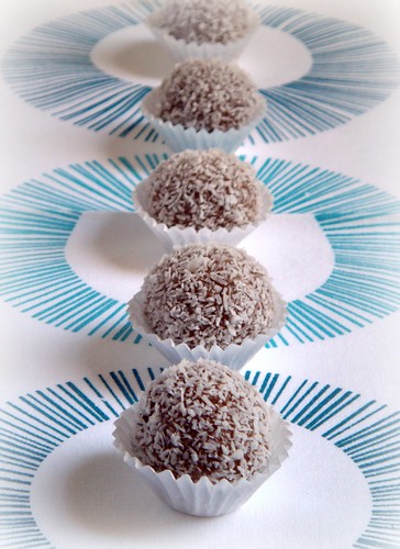 Biscuit balls with coconut covering/picnik