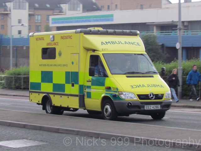 blue lights mercedes benz ambulance led leds emergency sirens pediatric neutral sprinter nias lightbar