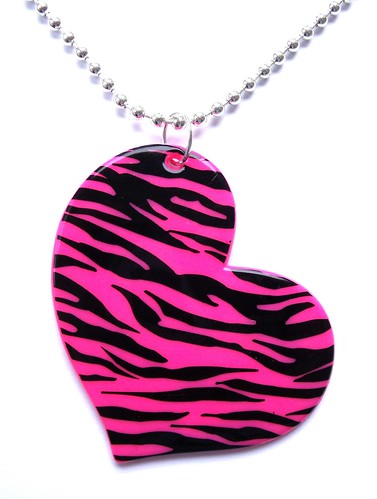Cool Heart Designs For Facebook. This is a cool little necklace
