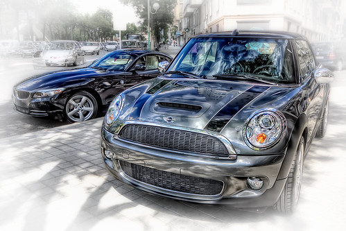 Brothers BMW and Mini HDR