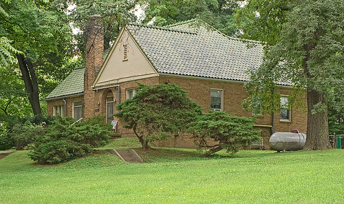 Home with green tile roof, in Kimmswick, Missouri, USA