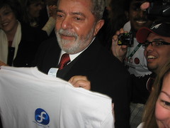 Lula wears FEDORA!!!!!