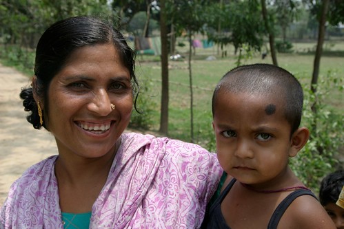 Mother and daughter (Bangladesh)
