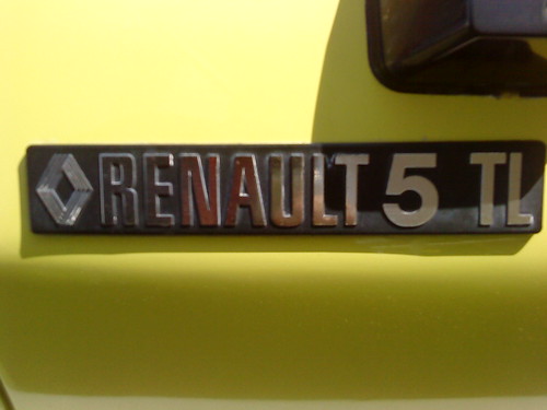 Sets appears in Renault 5 Concurso Internacional de la Elegancia 